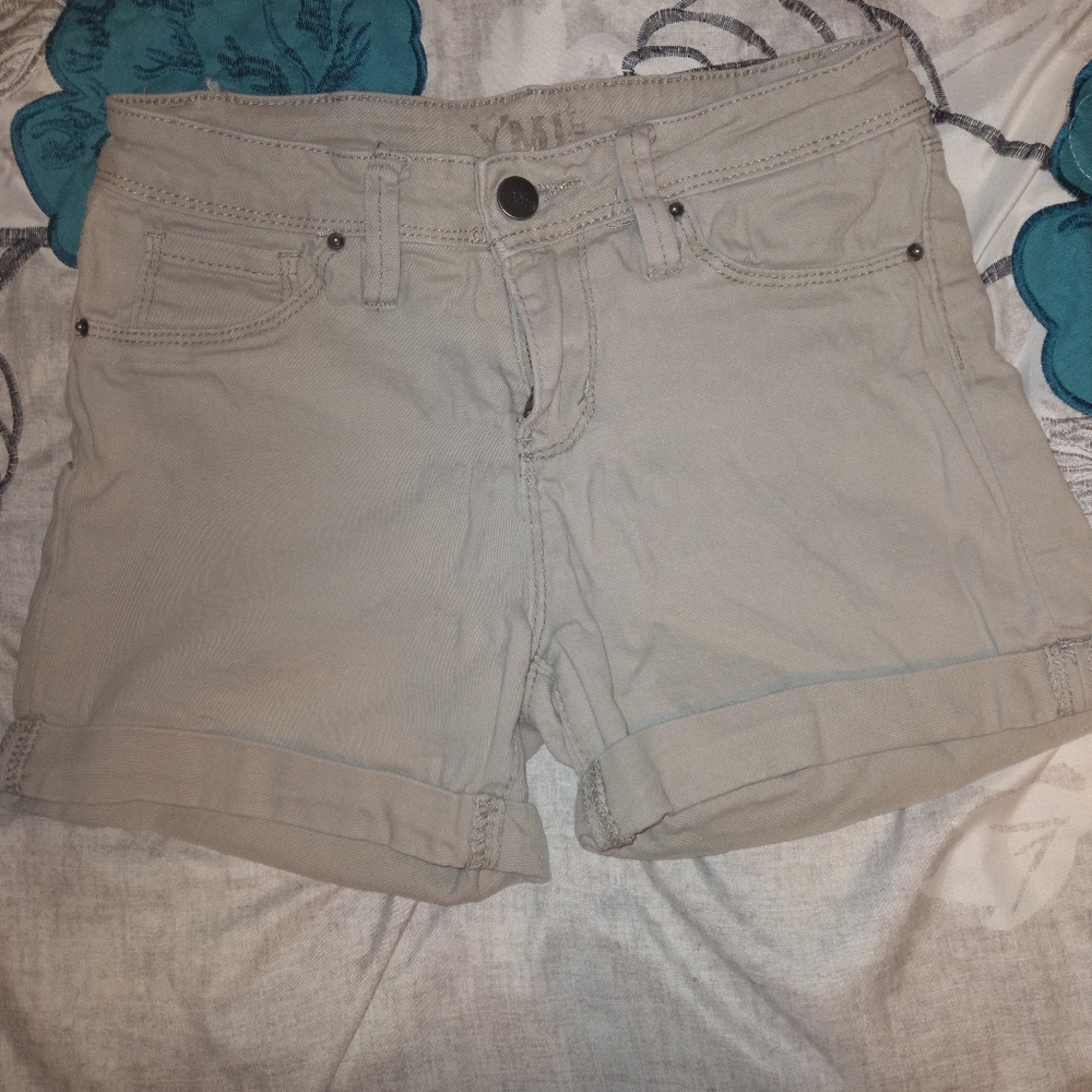 Girls khaki shorts